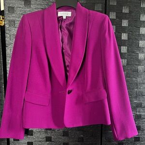 Never worn KASPER purple blazer size 4 petite